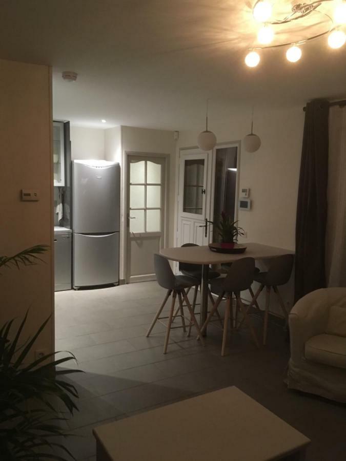 Au Tilleul Apartment Mezieres-sur-Seine Ngoại thất bức ảnh